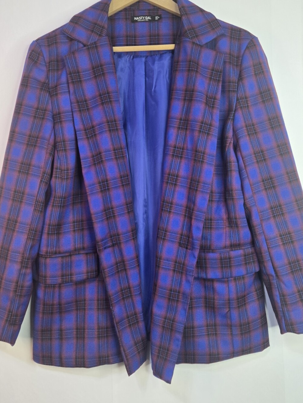 Nasty Gal Women Size 2 (Small) Bold Blue 2-Button Plaid Lined Blazer, Pockets